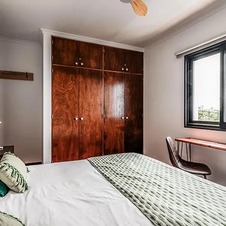 Meerblick - 3-bett Mit Terrassen & Hot-tub Villa