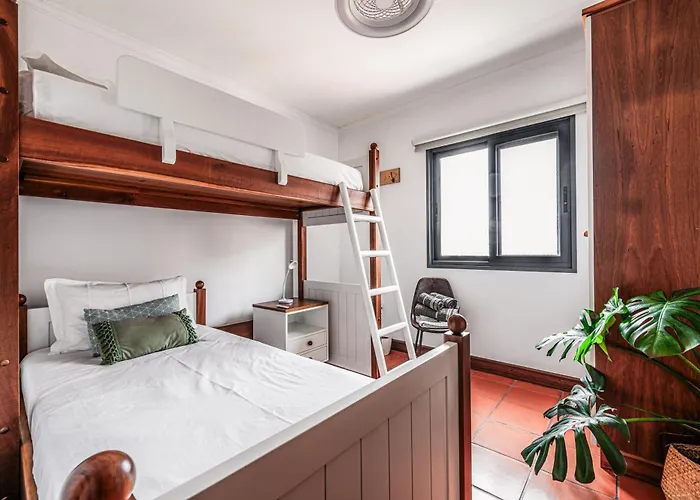 Willa Meerblick - 3-bett Mit Terrassen & Hot-tub Fajã da Ovelha